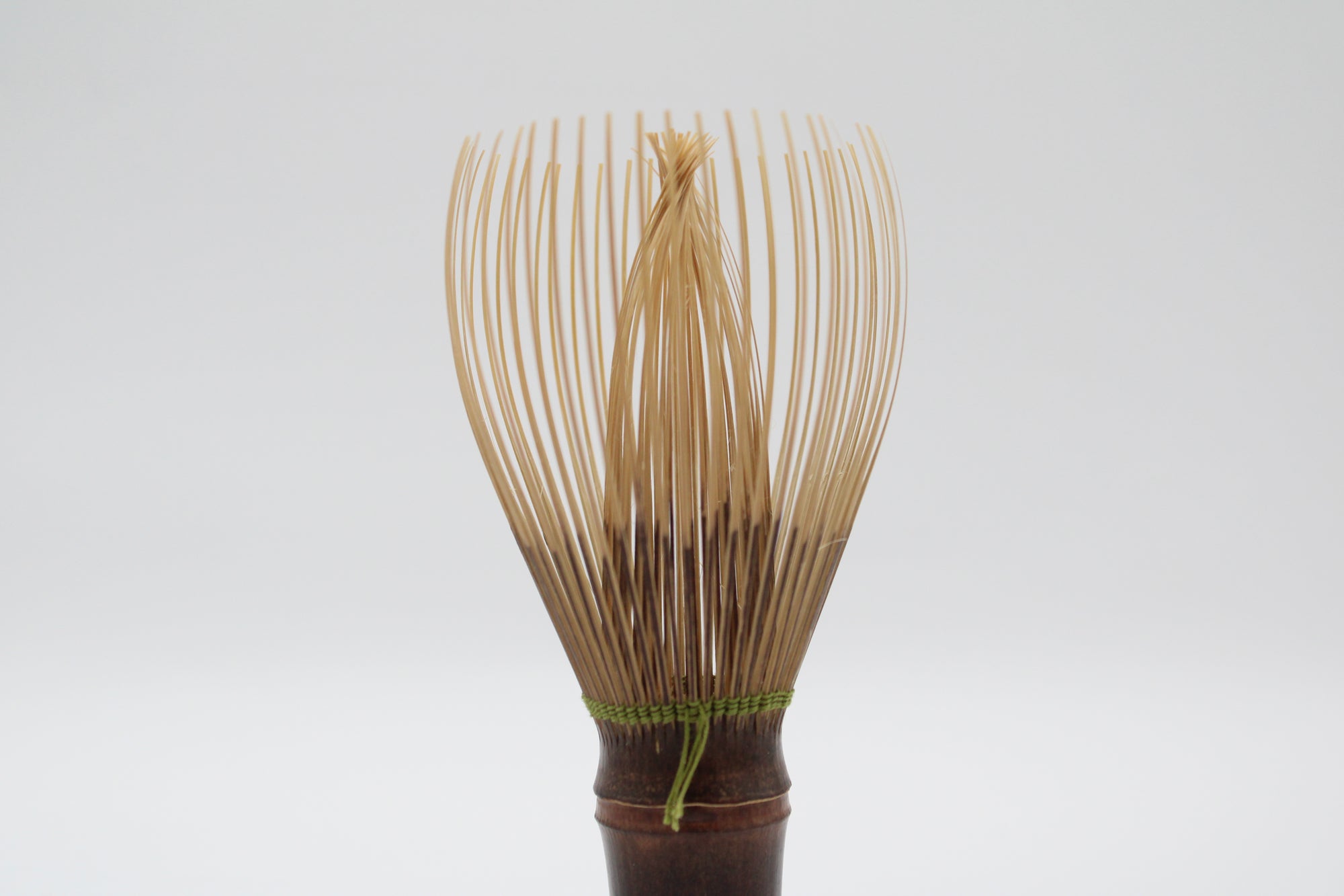 Black Bamboo Whisk(Kurotake ) Takayama Chasen – Handcraft